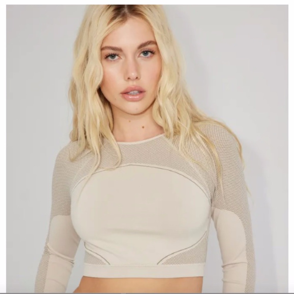 NWOT Bodycon soft long sleeve top - for dancer, gym rat, athleisure style